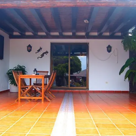 Landhuis La Rubina Mozaga